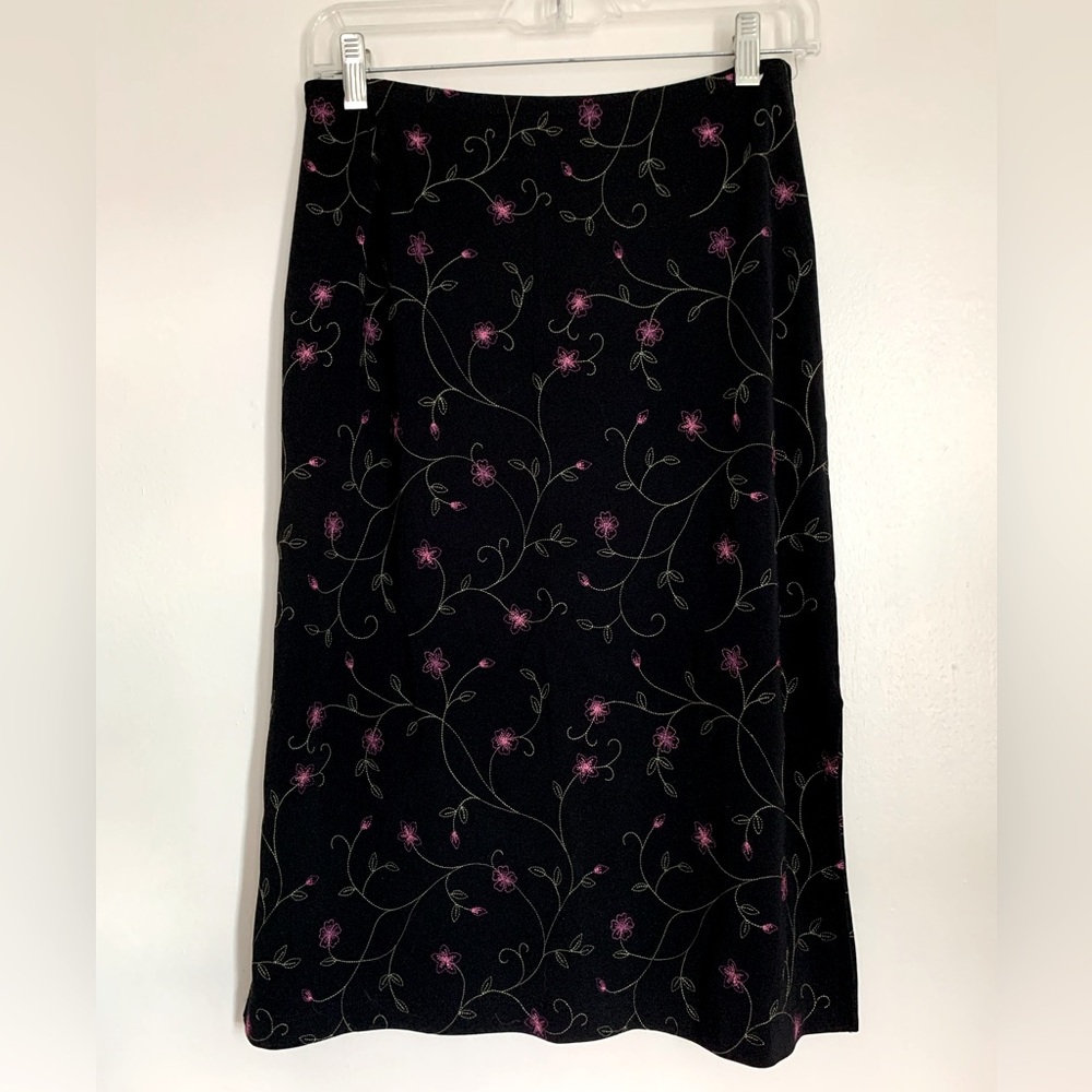 Casual Corner Black and Pink Floral A-Line Skirt